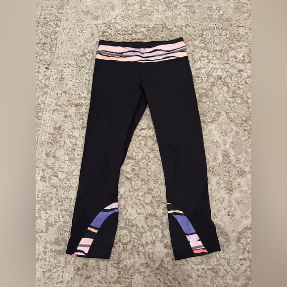 lululemon athletica Pants - Lulu lemon black leggings with fun minimal design on band and bottom